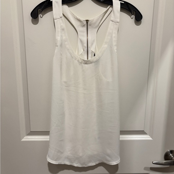 Top - Picture 1 of 6